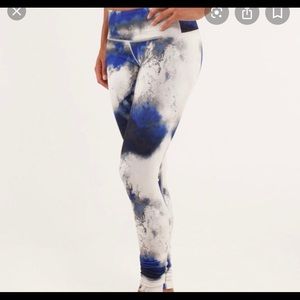 Lululemon winder under